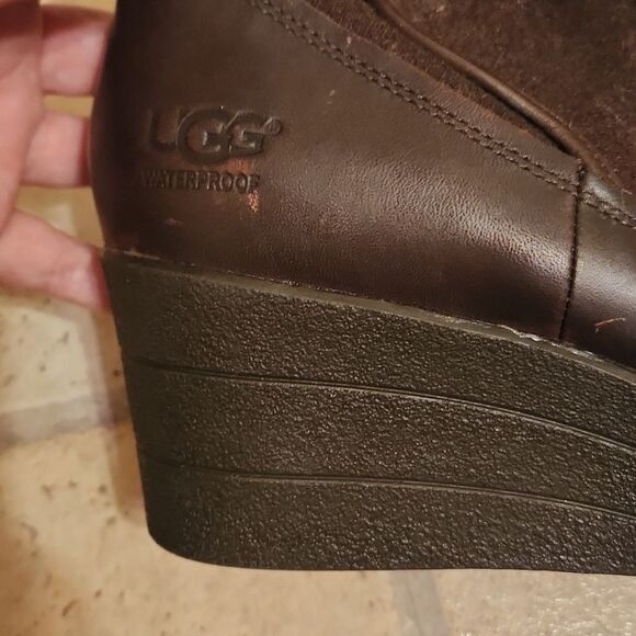Ugg Women's "Emalie" Brown Suede & Leather Wedge Heel Ankle Boots Size 12 - Picture 10 of 12